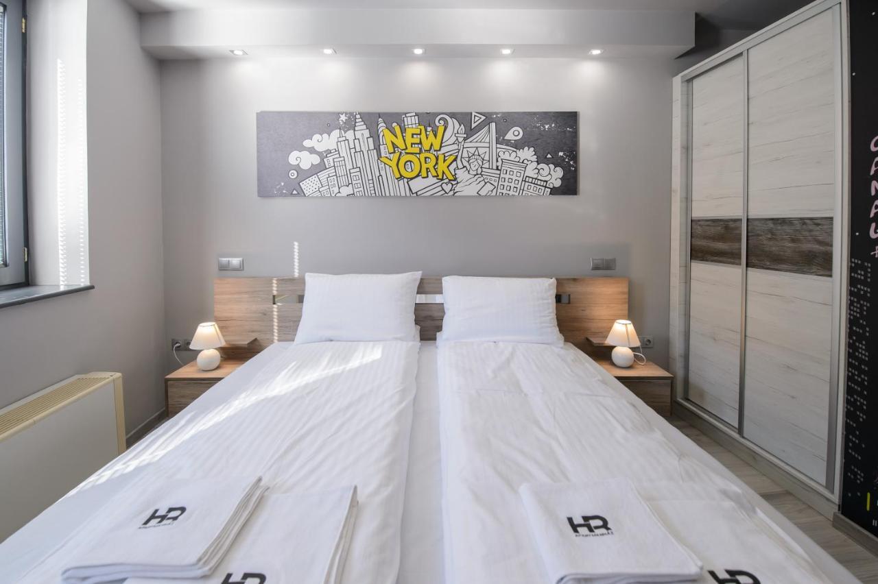 Hr Apartmanhaz Έγκερ Εξωτερικό φωτογραφία