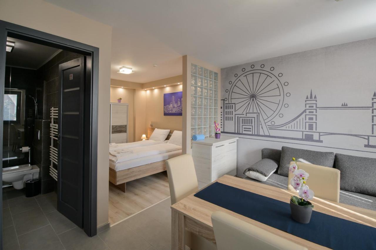 Hr Apartmanhaz Έγκερ Εξωτερικό φωτογραφία